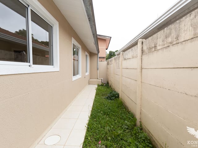 Casa 1 quarto e 1 banheiro, para alugar, no bairro Santa Felicidade em Curitiba