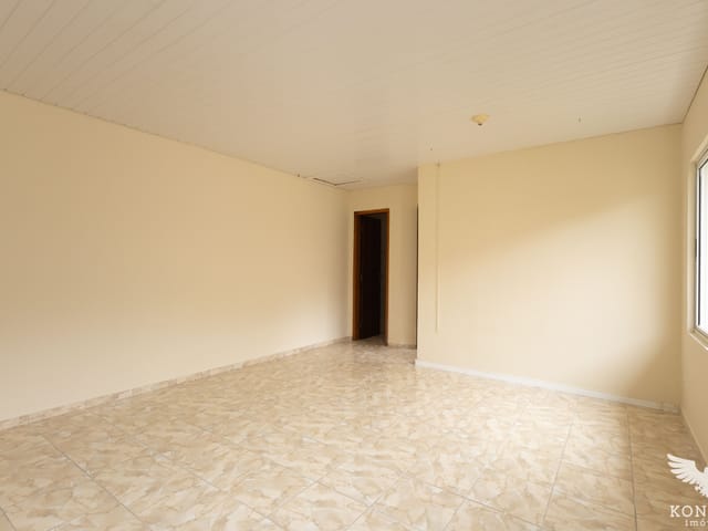 Casa 1 quarto e 1 banheiro, para alugar, no bairro Santa Felicidade em Curitiba