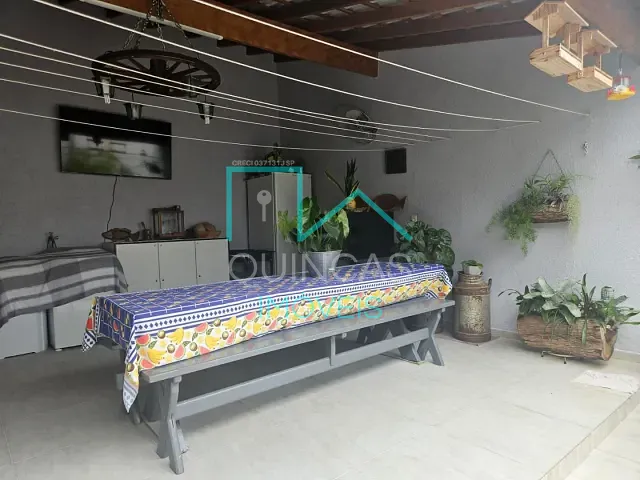 Casa com 250m² 2 quartos e 3 banheiros, à venda, no bairro Loteamento Reserva Ermida em Jundiaí