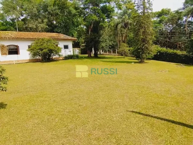 Casa com 3160m², à venda, no bairro Centro em Igaratá