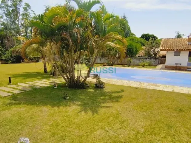 Casa com 3160m², à venda, no bairro Centro em Igaratá