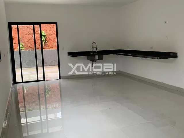 Casa com 268m² 3 quartos e 3 banheiros, à venda, no bairro Jardim dos Pinheiros em Atibaia