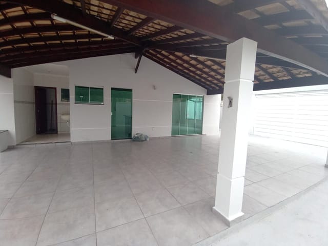 Casa com 250m² 2 quartos e 2 banheiros, para alugar, no bairro Recanto do Lago em São João da Boa Vista
