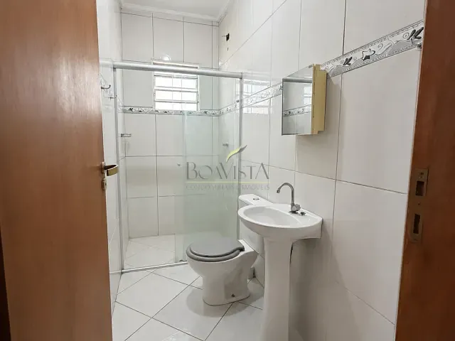 Casa com 150m² 2 quartos e 2 banheiros, para alugar, no bairro Ponte em Atibaia