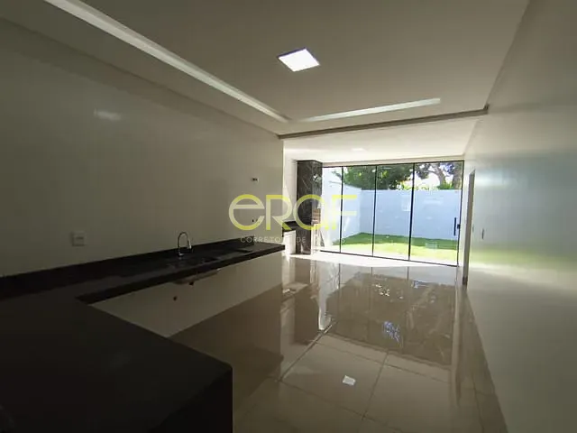 Casa com 300m² 3 quartos e 2 banheiros, à venda, no bairro Setor de Chácaras Sul em Formosa