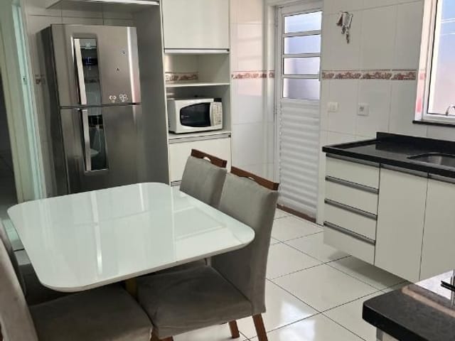 Casa com 150m² 3 quartos e 2 banheiros, à venda, no bairro Vila Marly em Santana de Parnaíba