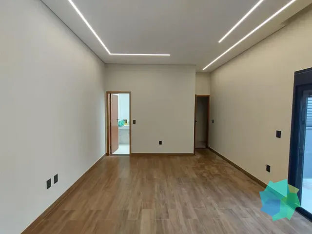 Casa com 180m² 3 quartos e 3 banheiros, à venda, no bairro Jardim Guarujá em Salto