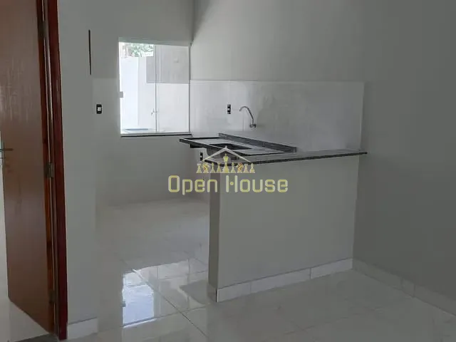 Casa com 100m² 2 quartos e 1 banheiro, à venda, no bairro Vista Alegre em Barra Mansa