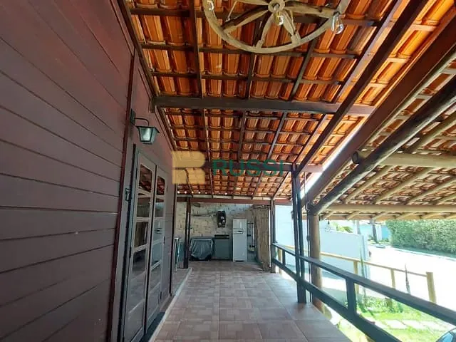 Casa com 380m² 3 quartos e 3 banheiros, à venda, no bairro Urbanova em São José dos Campos