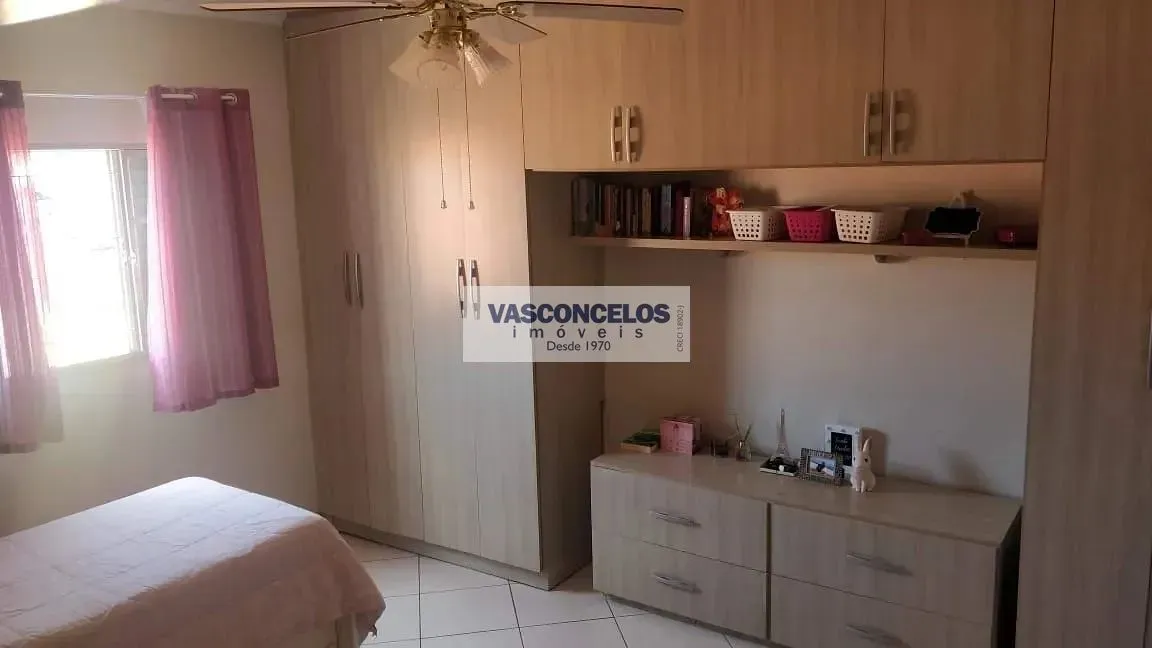 Casa, 4 quartos, 197 m² - Foto 10