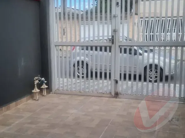 Casa com 125m² 2 quartos e 2 banheiros, à venda, no bairro Melvi em Praia Grande