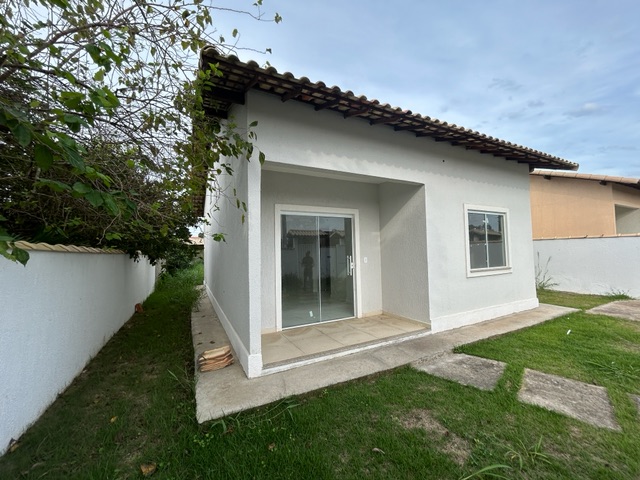 Casa com 480m² 2 quartos e 2 banheiros, à venda, no bairro Jardim Atlântico Central (Itaipuaçu) em Maricá