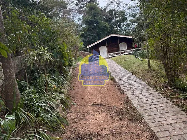 Casa com 4300m² 3 quartos e 3 banheiros, à venda, no bairro Chácara Vale do Rio Cotia em Carapicuíba