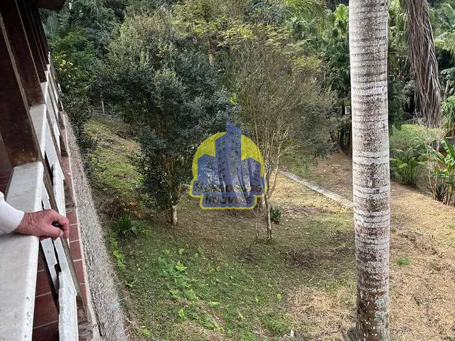 Casa com 4300m² 3 quartos e 3 banheiros, à venda, no bairro Chácara Vale do Rio Cotia em Carapicuíba