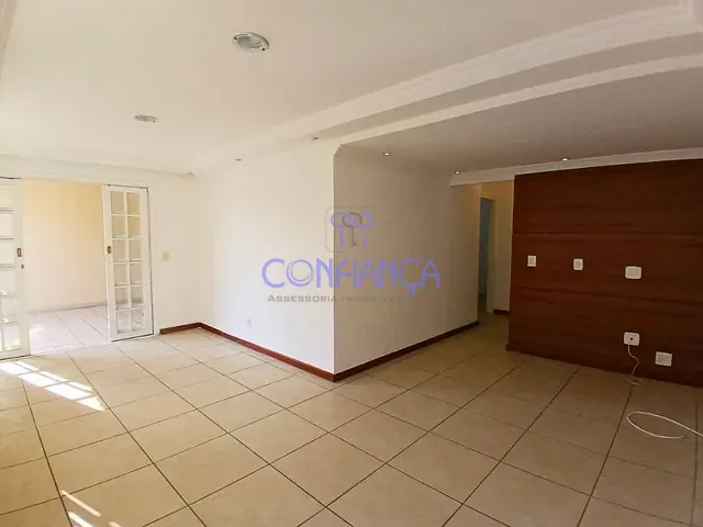 Casa com 260m² 3 quartos e 2 banheiros, à venda, no bairro Campo Grande em Rio de Janeiro