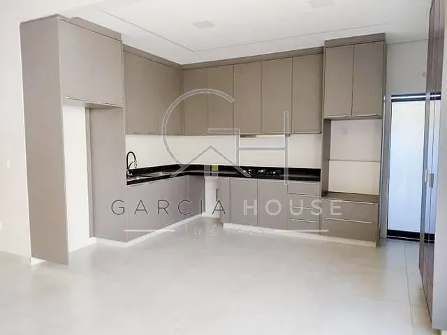 Casa com 523m² 4 quartos e 6 banheiros, à venda, no bairro Vila do Golf em Ribeirão Preto