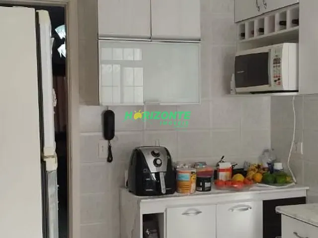 Casa com 180m² 2 quartos e 1 banheiro, à venda, no bairro Parque Califórnia em Jacareí