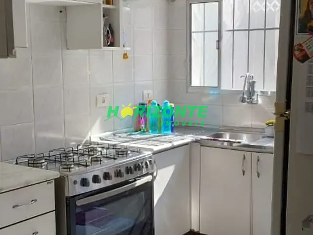 Casa com 180m² 2 quartos e 1 banheiro, à venda, no bairro Parque Califórnia em Jacareí