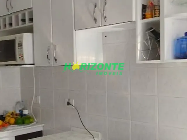 Casa com 180m² 2 quartos e 1 banheiro, à venda, no bairro Parque Califórnia em Jacareí