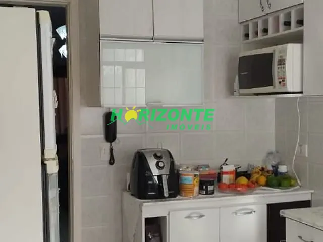 Casa com 180m² 2 quartos e 1 banheiro, à venda, no bairro Parque Califórnia em Jacareí