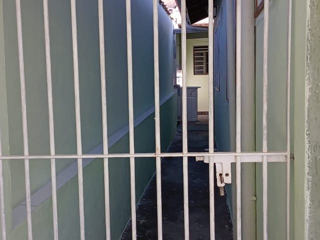 Casa 1 quarto e 1 banheiro, para alugar, no bairro Jardim Florence em Campinas