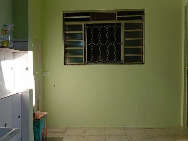 Casa 1 quarto e 1 banheiro, para alugar, no bairro Jardim Florence em Campinas
