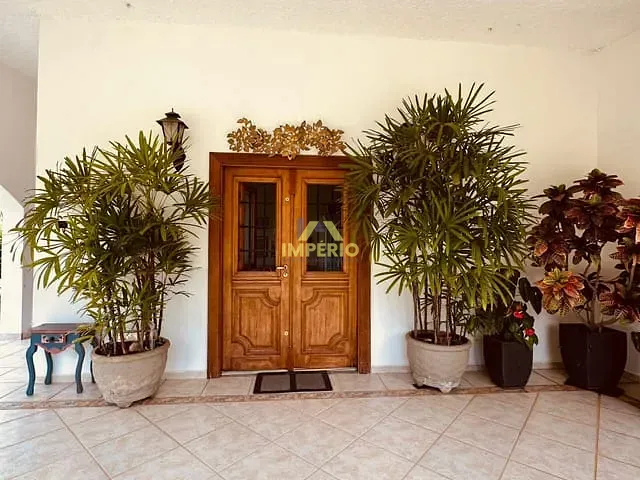 Casa com 2380m² 4 quartos e 5 banheiros, à venda, no bairro Condomínio Fechado Piccolo Paese em Salto