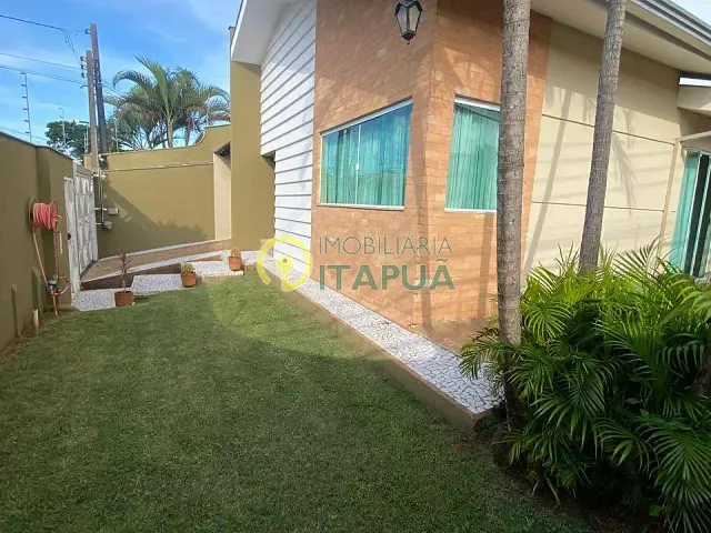 Casa 3 quartos e 4 banheiros, à venda, no bairro Antares em Londrina