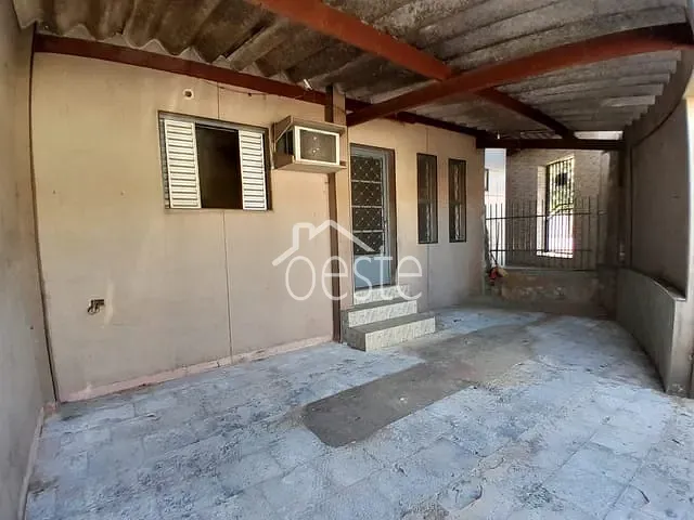 Casa com 125m² 3 quartos e 2 banheiros, para alugar, no bairro Residencial São Joaquim em Santa Bárbara D'Oeste