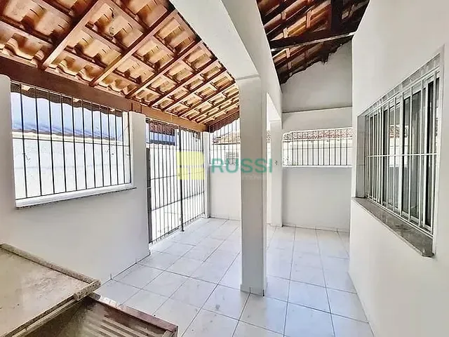 Casa com 298m² 3 quartos e 2 banheiros, à venda, no bairro Jardim Paraíba em Jacareí