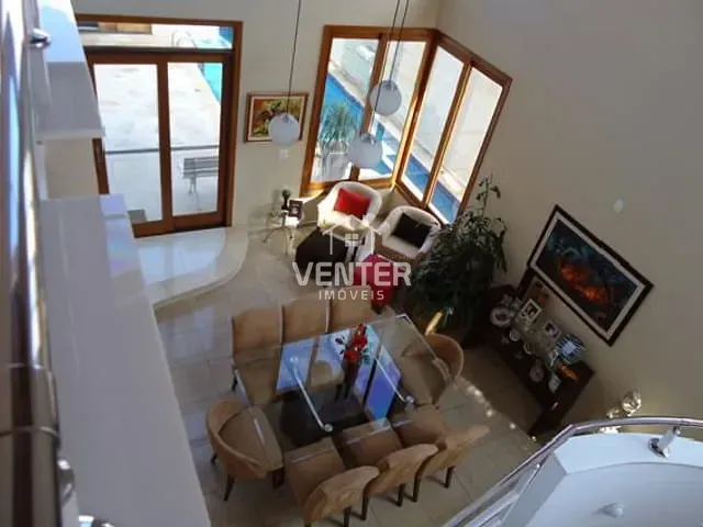 Casa com 438m² 3 quartos e 1 banheiro, à venda, no bairro Jardim das Nações em Taubaté