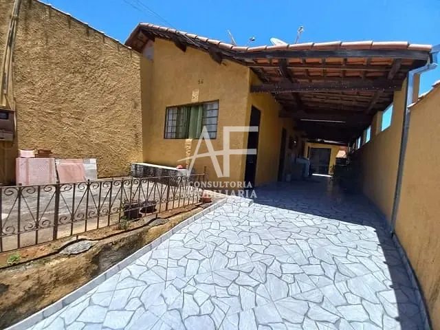 Casa com 150m² 1 quarto e 2 banheiros, à venda, no bairro Fonte Imaculada em Taubaté