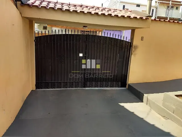 Casa com 250m² 2 quartos e 1 banheiro, à venda, no bairro Jardim Luiz Cia em Sumaré
