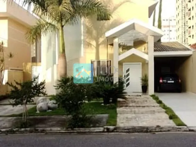 Casa com 309m² 3 quartos e 5 banheiros, à venda, no bairro Loteamento Villa Branca em Jacareí