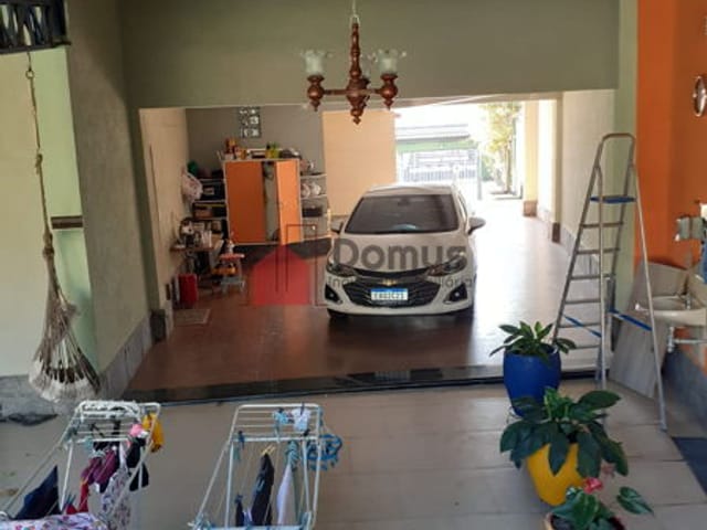 Casa com 610m², à venda, no bairro Santana em Pindamonhangaba