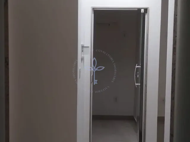 Casa 2 quartos e 1 banheiro, para alugar, no bairro Padre Miguel em Rio de Janeiro