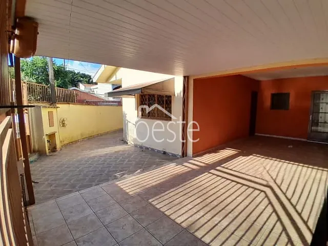 Casa com 264m² 3 quartos e 2 banheiros, à venda, no bairro Jardim Batagin em Santa Bárbara D'Oeste
