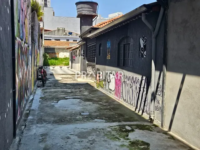 Casa à venda ou para alugar, no bairro Presidente Altino em Osasco