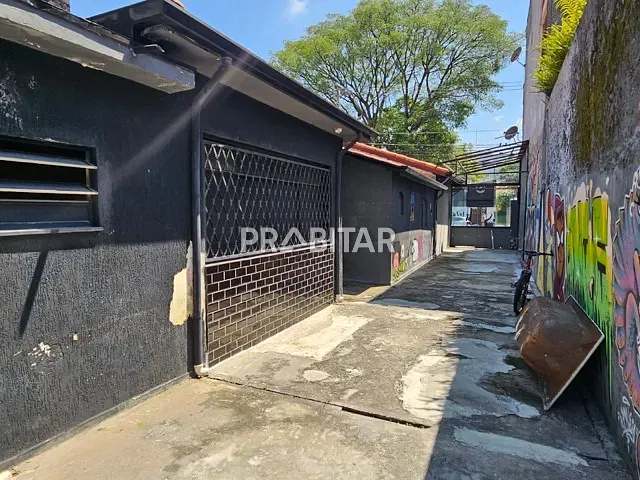 Casa à venda ou para alugar, no bairro Presidente Altino em Osasco