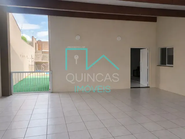 Casa com 353m² 4 quartos e 4 banheiros, à venda, no bairro Horto Santo Antonio em Jundiaí
