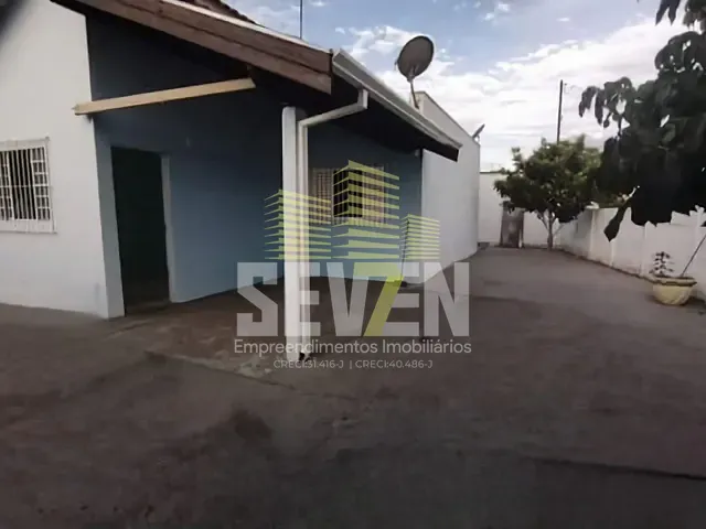 Casa com 222m² 3 quartos e 1 banheiro, à venda, no bairro Parque São João em Bauru