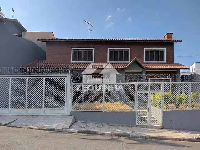 Casa com 375m² 4 quartos e 1 banheiro, à venda, no bairro City Bussocaba em Osasco