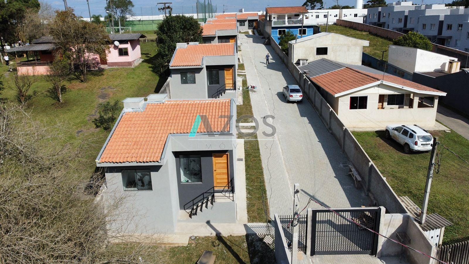 Casa à venda com 3 quartos, 60m² - Foto 4