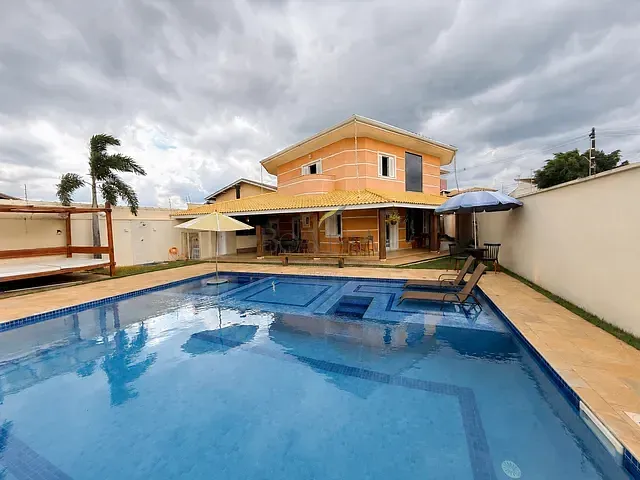 Casa 5 quartos e 3 banheiros, para alugar, no bairro Mirante do Cachoeira em Piracaia