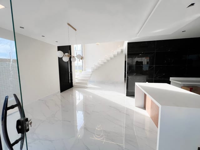 Casa com 288m² 4 quartos e 5 banheiros, à venda, no bairro Centro em Campos dos Goytacazes