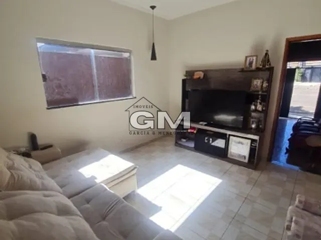Casa com 125m² 2 quartos e 2 banheiros, à venda, no bairro Residencial Irineu Zanetti em Franca