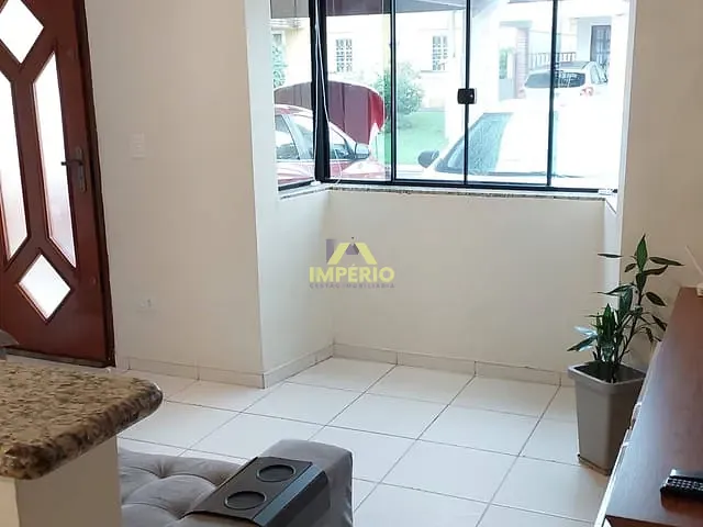 Casa 2 quartos e 2 banheiros, à venda, no bairro Guaraú em Salto