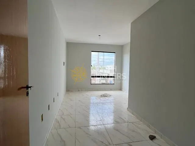 Casa com 58m² 2 quartos e 2 banheiros, à venda, no bairro Centro em Araquari