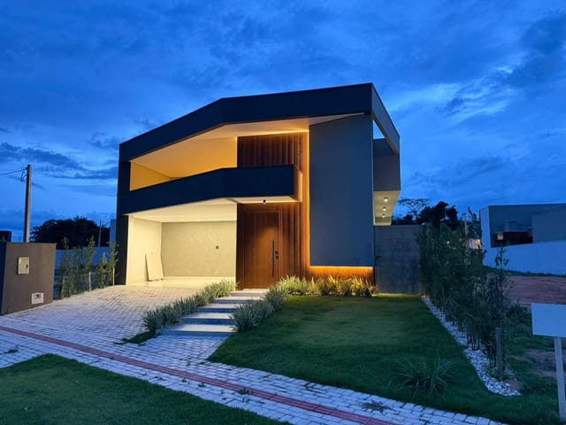 Casa com 360m² 3 quartos e 1 banheiro, à venda, no bairro Condomínio Aquarela dos Poemas em Sinop