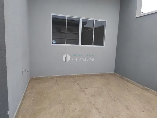 Casa com 100m² 2 quartos e 1 banheiro, para alugar, no bairro Jardim Leonor em Artur Nogueira